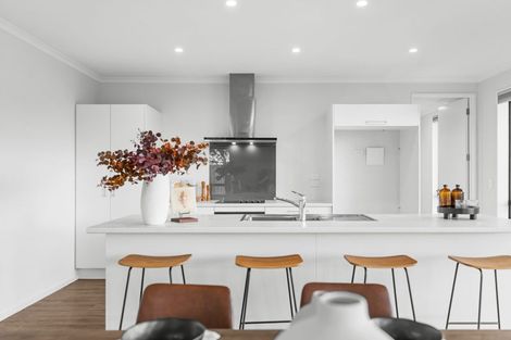 Photo of property in 10 Sholto Duncan Crescent, Halswell, Christchurch, 8025