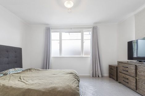 Photo of property in 18 O'halloran Road, Howick, Auckland, 2014