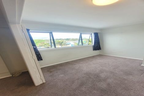 Photo of property in 34 Whitehouse Road, Titahi Bay, Porirua, 5022