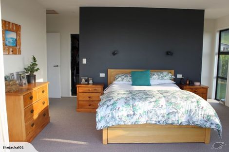 Photo of property in 6 Ekuarangi Place, Kaitake, New Plymouth, 4374