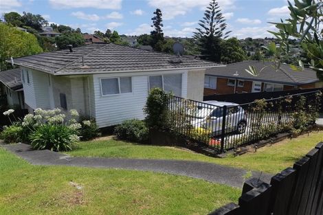 Photo of property in 1/28 Acacia Road, Torbay, Auckland, 0632