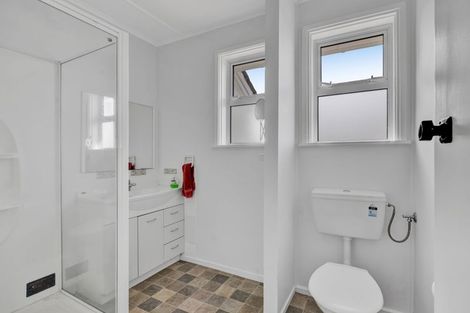 Photo of property in 8 Essex Street, Stratford, 4332
