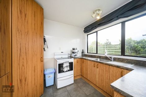 Photo of property in 37 Tiller Close, Kelvin Grove, Palmerston North, 4414