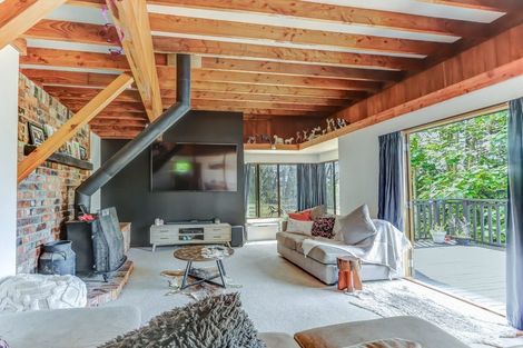 Photo of property in 235 No 2 Line, Okoia, Whanganui, 4572