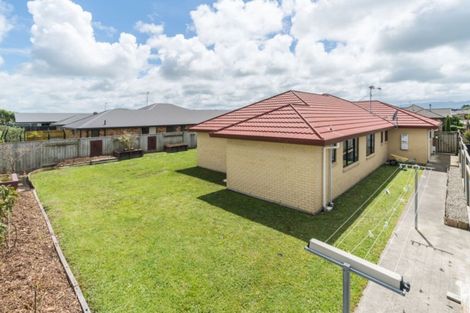 Photo of property in 38 Branigan Parade, Kelvin Grove, Palmerston North, 4414