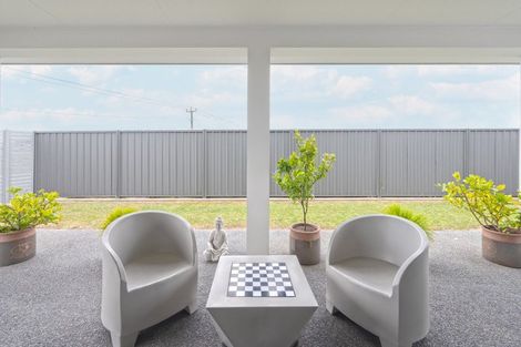 Photo of property in 42 Hurunui Drive, Te Awa, Napier, 4110