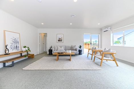 Photo of property in 13a Wharf Road, Te Atatu Peninsula, Auckland, 0610