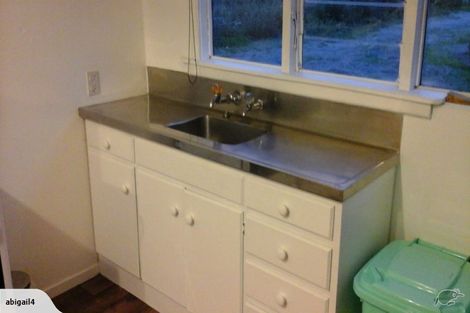 Photo of property in 124 Main Road North, Woodend, 7610