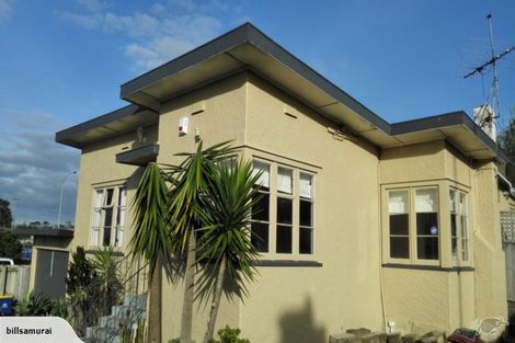 Photo of property in 1/4 Forrest Hill Road, Forrest Hill, Auckland, 0620