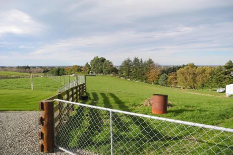 Photo of property in 151 Garlands Road, Waimate, 7979