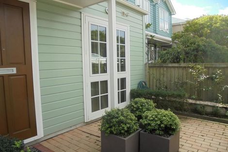 Photo of property in 154 Tinakori Road, Thorndon, Wellington, 6011