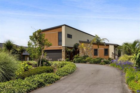 Photo of property in 1b Links Drive, Waiwhakaiho, New Plymouth, 4312