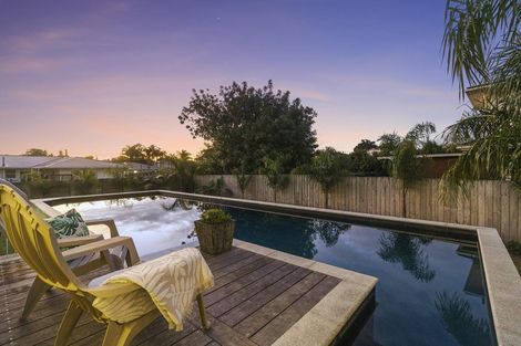 Photo of property in 444 Old Te Atatu Road, Te Atatu Peninsula, Auckland, 0610