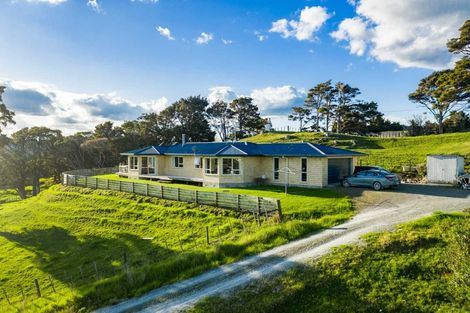 Photo of property in 251 Griffin Road, Maungaturoto, 0583
