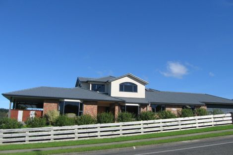 Photo of property in 63 Kirton Drive, Riverstone Terraces, Upper Hutt, 5018