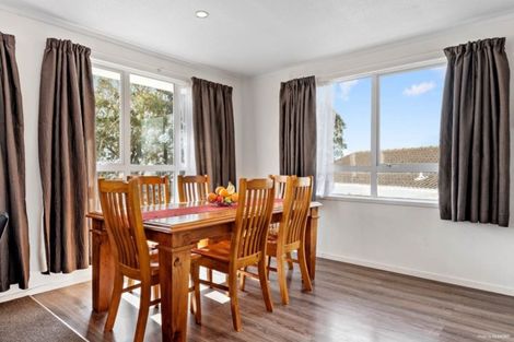 Photo of property in 22 Royal Road, Massey, Auckland, 0614