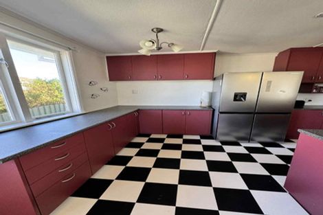 Photo of property in 36 Spur Grove, Titahi Bay, Porirua, 5022