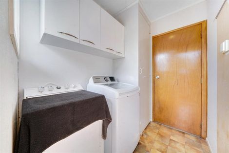 Photo of property in 7 Lipton Grove, Opaheke, Papakura, 2113