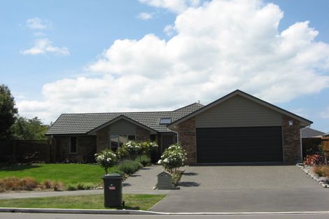 Photo of property in 42 Bottle Lake Drive, Parklands, Christchurch, 8083