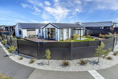 Photo of property in 40 Selfe Crescent, Burwood, Christchurch, 8083