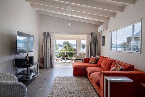 Photo of property in 69 Rainbow Drive, Rainbow Point, Taupo, 3330