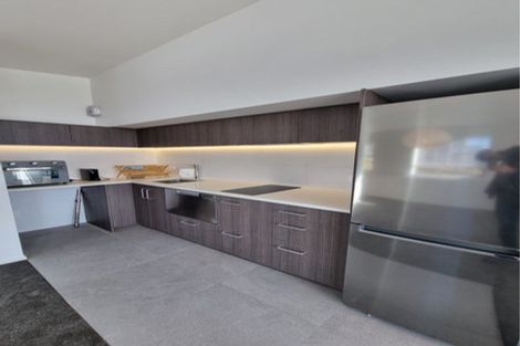 Photo of property in 1/105 Onewa Road, Northcote, Auckland, 0627