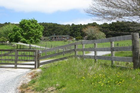 Photo of property in 64 Davie Martin Road, Kaipara Flats, Warkworth, 0981