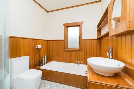 Photo of property in 68 Rangitane Street, Palmerston North, 4414
