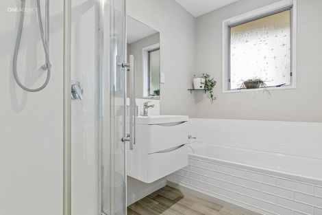 Photo of property in 2/38 Brogar Place, Casebrook, Christchurch, 8051