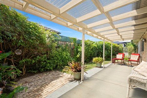 Photo of property in 20 Primrose Place, Papamoa Beach, Papamoa, 3118
