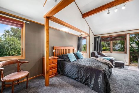 Photo of property in 76 Kairimu Street, Stokes Valley, Lower Hutt, 5019