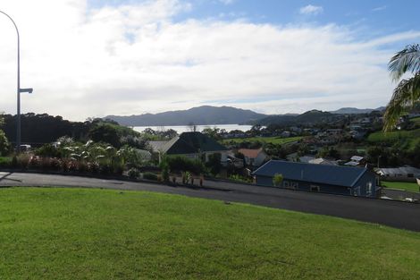 Photo of property in 1 Hibiscus Avenue, Cable Bay, 0420