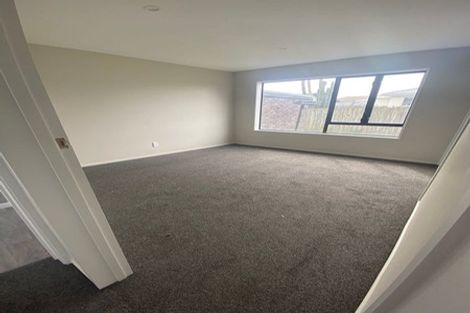Photo of property in 1/33 Mortlake Street, Islington, Christchurch, 8042