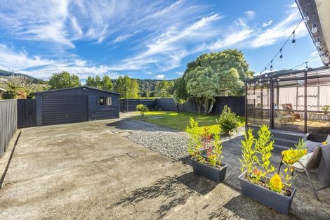 Photo of property in 18 Mary Crescent, Elderslea, Upper Hutt, 5018