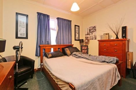 Photo of property in 214 Lascelles Street, Saint Leonards, Hastings, 4120