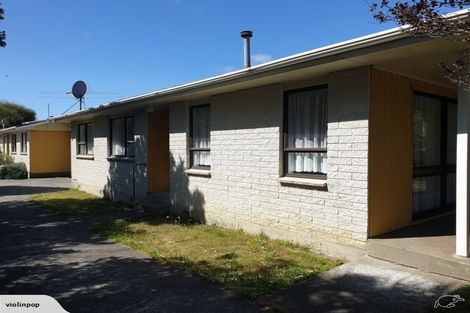 Photo of property in 3 Tawa Street, Tawa, Wellington, 5028