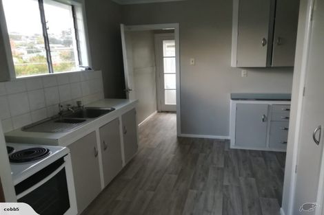 Photo of property in 16 Tuatara Drive, Te Kamo, Kamo, 0112