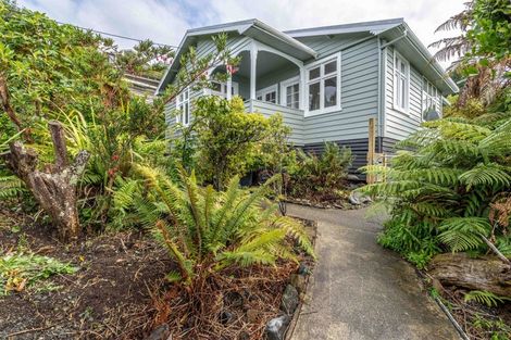 Photo of property in 83 Walker Street, Bluff, 9814