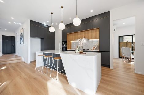 Photo of property in 11 Mill Hill Close, Flat Bush, 2019