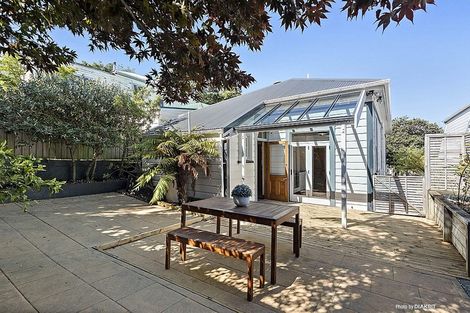 Photo of property in 5 Jeypore Street, Berhampore, Wellington, 6023