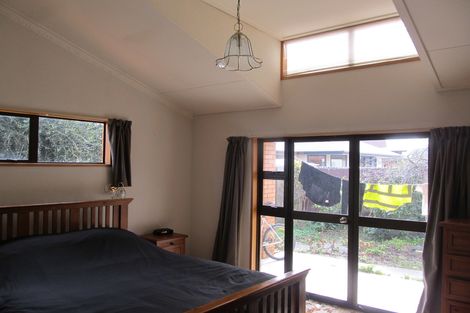 Photo of property in 16 Bruce Place, Alexandra, 9320