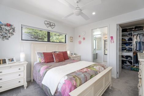 Photo of property in 36 Spikes Way, Whitianga, 3510