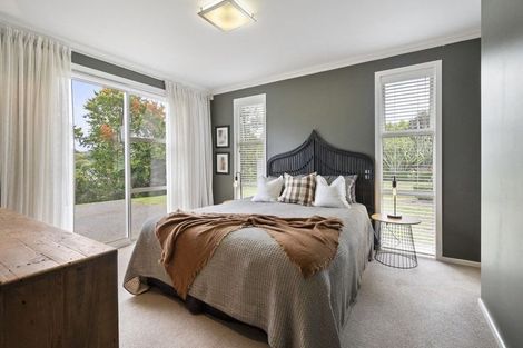 Photo of property in 4 Feltham Street, Hunterville, 4730