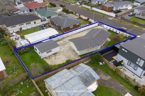 Photo of property in 4 Convair Crescent, Mangere, Auckland, 2022