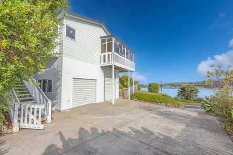 Photo of property in 32 Wainui Road, Raglan, 3225