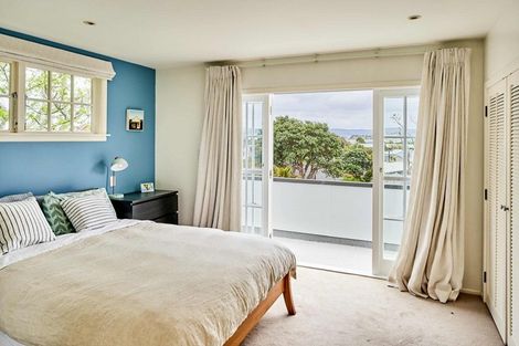 Photo of property in 337 Muritai Road, Eastbourne, Lower Hutt, 5013