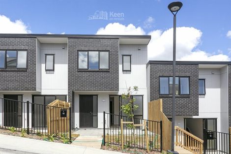 Photo of property in 13 Tokai Place, Glen Eden, 0602