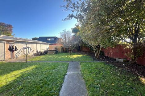 Photo of property in 11 Lochee Road, Upper Riccarton, Christchurch, 8041