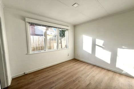 Photo of property in 50 Routley Drive, Glen Eden, Auckland, 0602