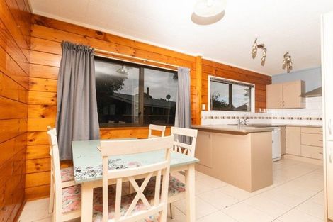 Photo of property in 156 Carnoustie Drive, Wattle Downs, Auckland, 2103